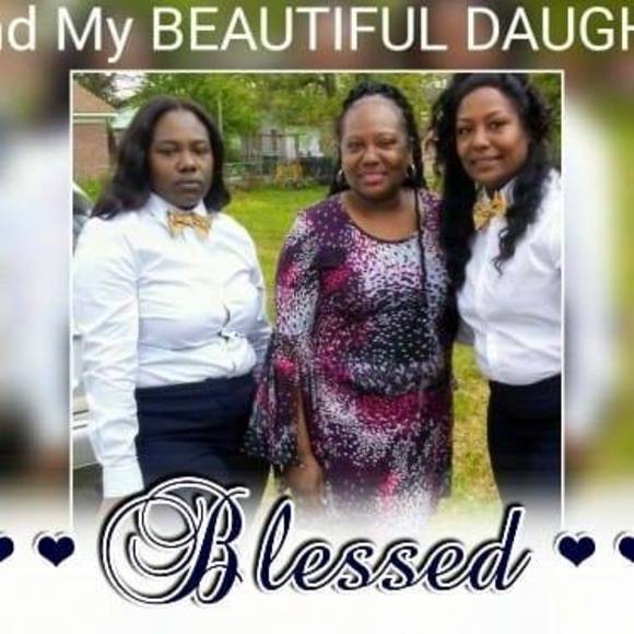 Meet your Posher, Emma - Picture 1 of 1